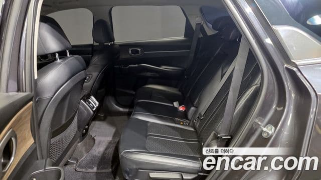 Kia Sorento 2022 — ფოტო 11/20