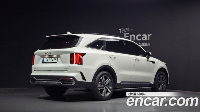 Kia Sorento 2022 — Şəkil 2/20