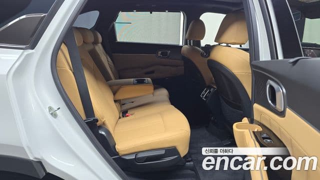 Kia Sorento 2022 — Şəkil 12/20