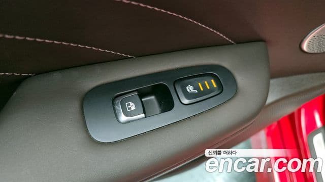 Kia Stinger 2020 — ფოტო 17/20
