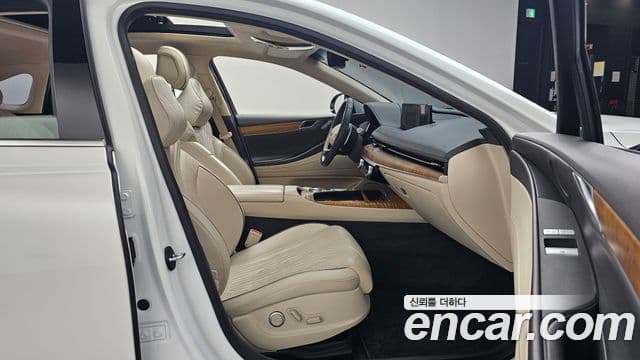 Genesis G80 2021 — ფოტო 16/20