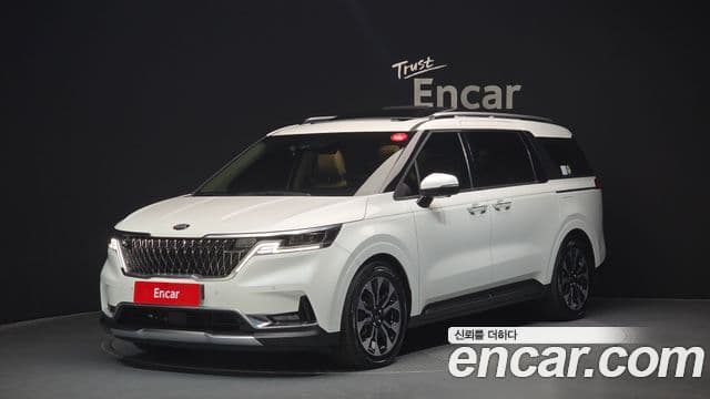 Kia Carnival 2020 — Фото 1/20