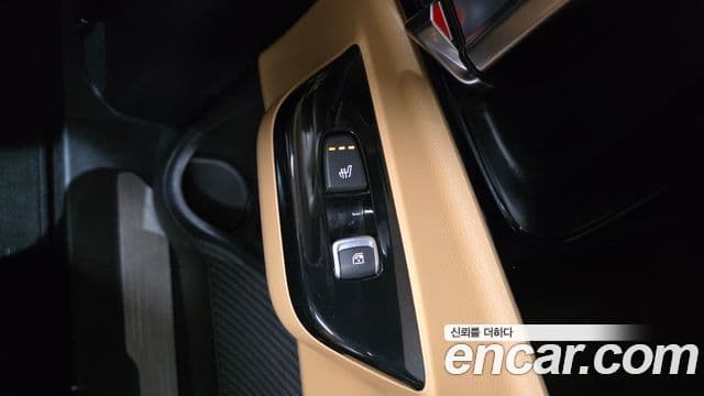 Kia Carnival 2020 — Фото 18/20