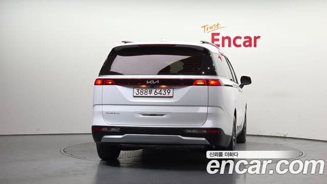 Kia Carnival 2023 — Şəkil 4/20
