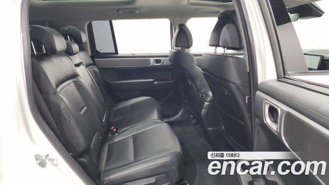 Hyundai Santa Fe 2023 — Şəkil 12/20