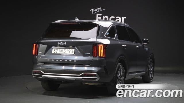 Kia Sorento 2022 — ფოტო 2/20