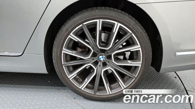 BMW 7 Series 2019 — Şəkil 14/20