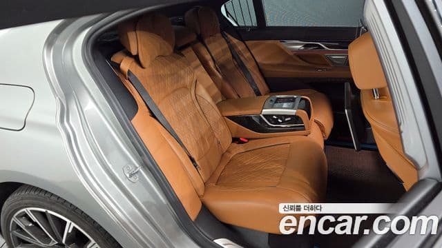 BMW 7 Series 2019 — Şəkil 7/20