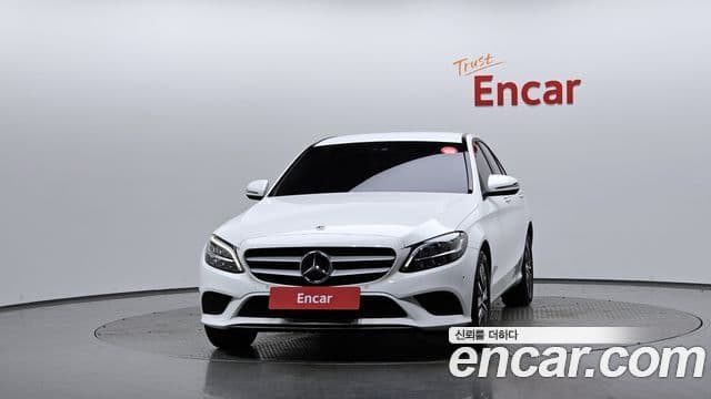 Mercedes-Benz C-Class 2019 — ფოტო 3/20