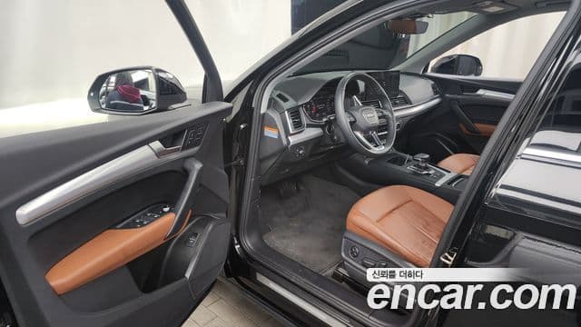 Audi Q5 2021 — ფოტო 10/20