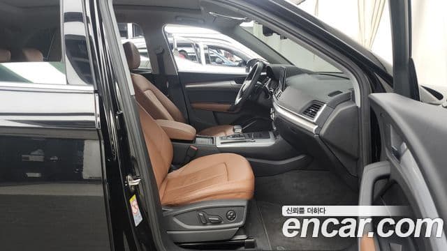 Audi Q5 2021 — ფოტო 11/20