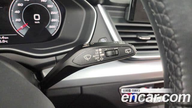 Audi Q5 2021 — ფოტო 18/20