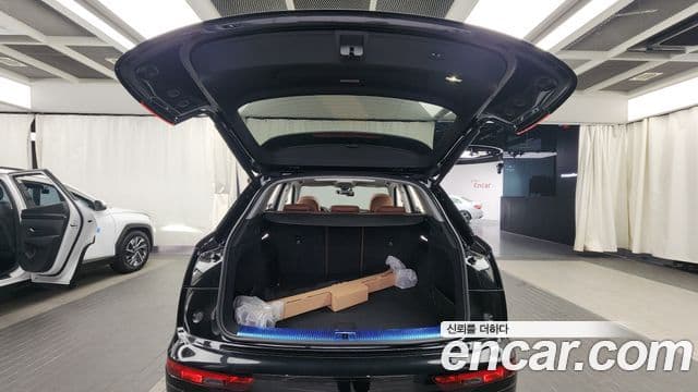 Audi Q5 2021 — ფოტო 20/20