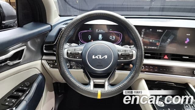 Kia Sportage 2022 — ფოტო 13/20