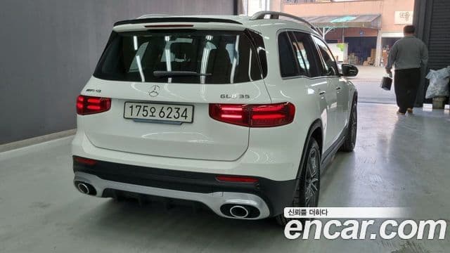 Mercedes-Benz GLB-Class 2025 — Şəkil 1/18