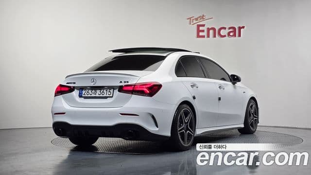 Mercedes-Benz A-Class 2023 — ფოტო 2/20