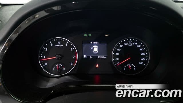 Kia Seltos 2021 — Şəkil 8/20