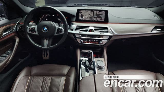 BMW 5 Series 2020 — Фото 7/20
