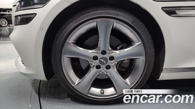 Genesis G80 2020 — Photo 9/20