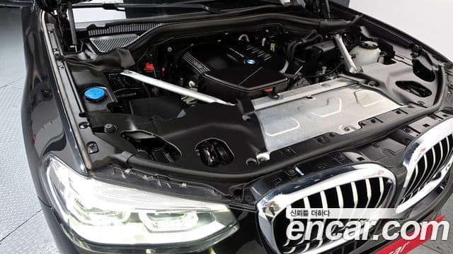 BMW X4 2020 — Photo 13/20