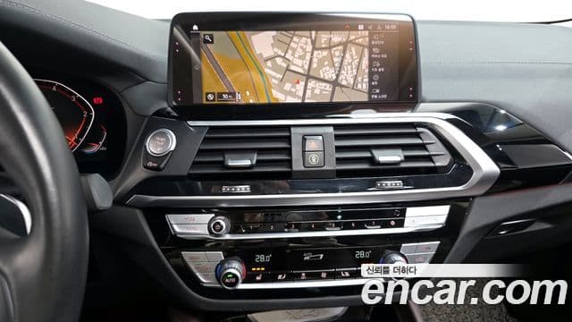 BMW X4 2020 — Photo 14/20