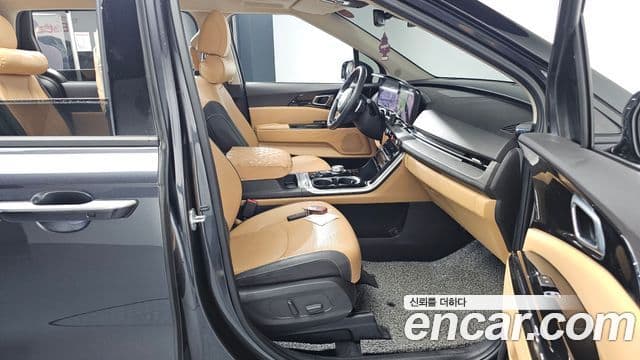 Kia Carnival 2022 — Şəkil 11/20