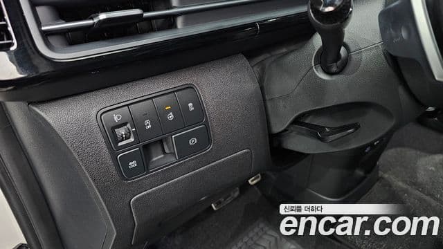 Hyundai Staria 2025 — Фото 14/20