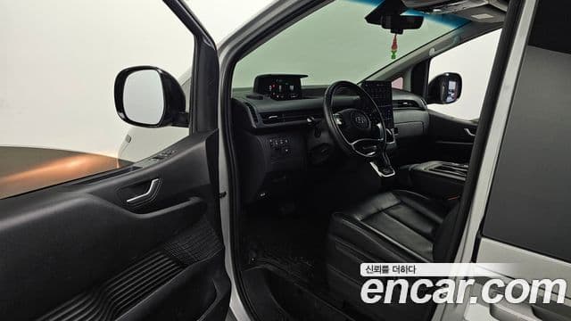 Hyundai Staria 2021 — Şəkil 10/20