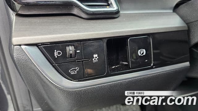 Kia Sportage 2021 — ფოტო 13/20