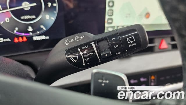 Kia Sportage 2021 — ფოტო 17/20