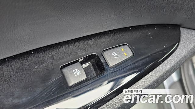 Kia Sportage 2021 — ფოტო 19/20