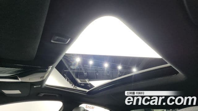 BMW 5 Series 2022 — Photo 7/20
