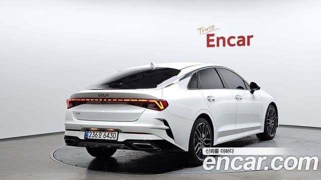 Kia K5 2023 — Şəkil 2/20