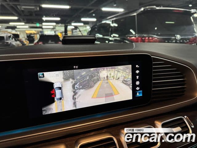 Mercedes-Benz GLE-Class 2021 — Şəkil 8/17