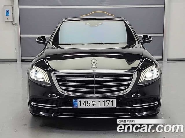 Mercedes-Benz S-Class 2019 — ფოტო 18/18