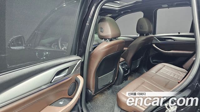 BMW X3 2020 — ფოტო 17/20