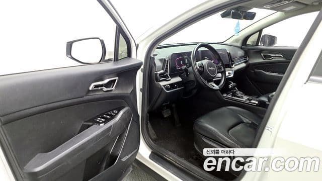 Kia Sportage 2022 — Photo 12/20