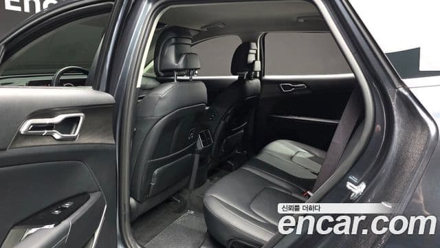 Kia Sportage 2022 — ფოტო 12/20