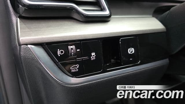 Kia Sportage 2022 — ფოტო 16/20