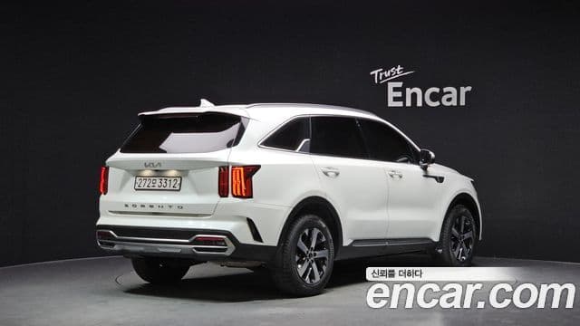 Kia Sorento 2021 — ფოტო 2/20