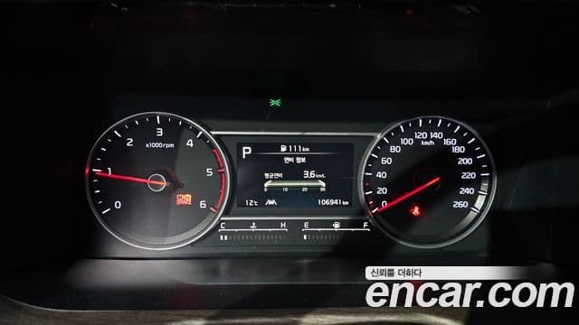 Kia Sorento 2021 — ფოტო 8/20