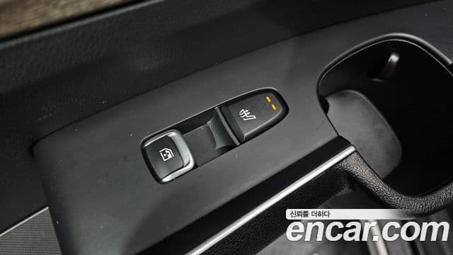 Kia Sorento 2021 — ფოტო 18/20