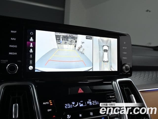 Kia Sorento 2021 — ფოტო 8/20