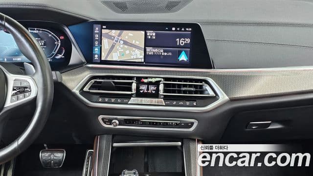 BMW X5 2020 — ფოტო 14/20