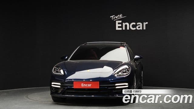 Porsche Panamera 2023 — ფოტო 3/20