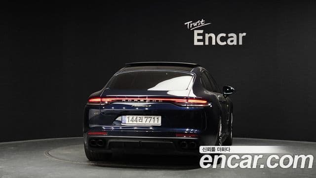 Porsche Panamera 2023 — Şəkil 4/20