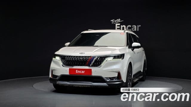 Kia Carnival 2021 — Фото 2/20
