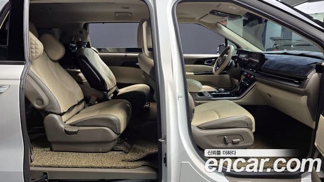 Kia Carnival 2021 — Фото 9/20
