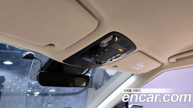 Kia Carnival 2021 — Фото 20/20