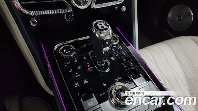 Bentley Flying Spur 2022 — Şəkil 9/20